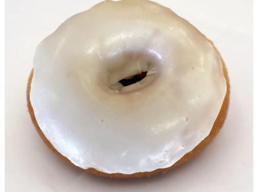 Cake with vanilla icing